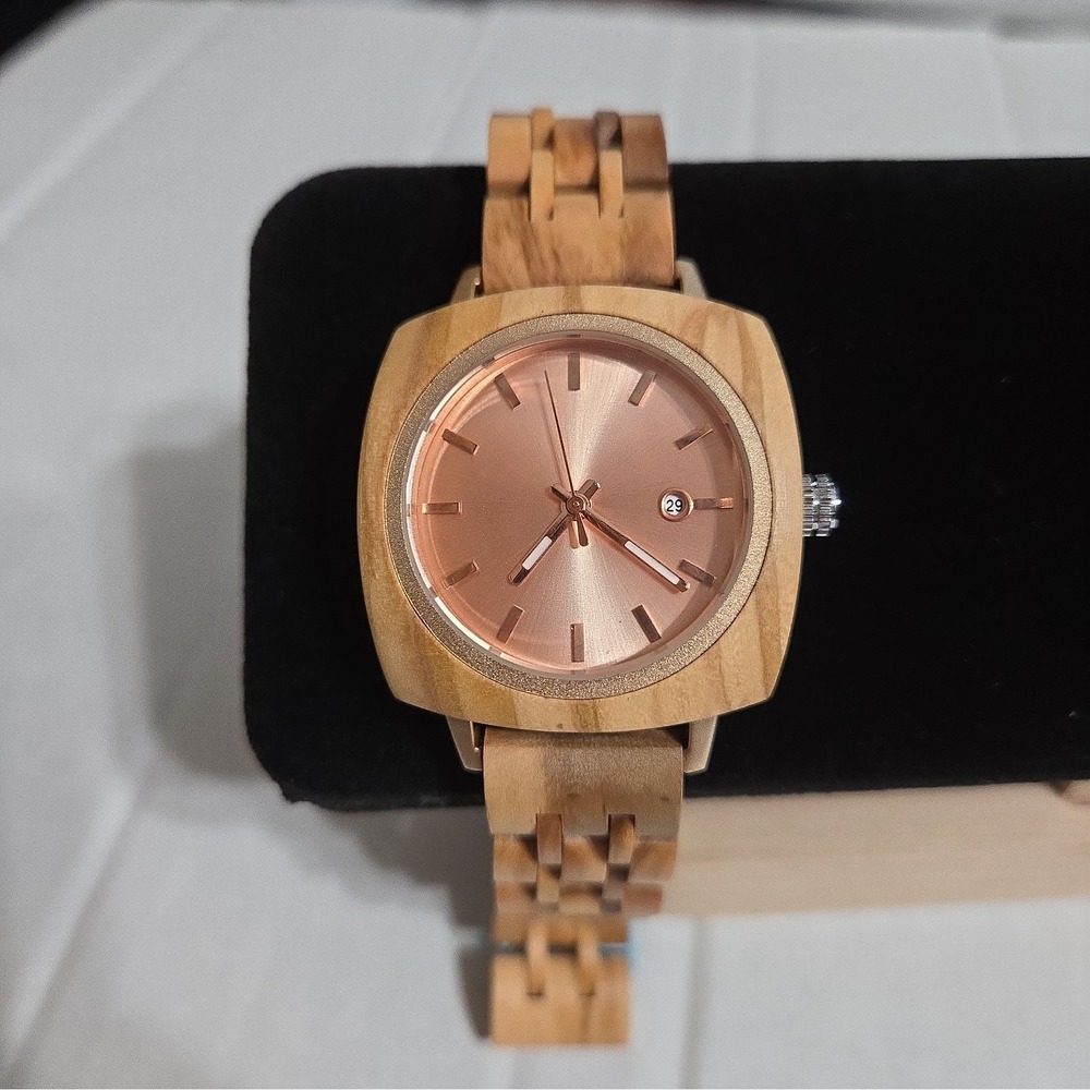 Tiong Mens Wooden Square Watch. Quartz Movement, Date Function,Butterfly Closure
